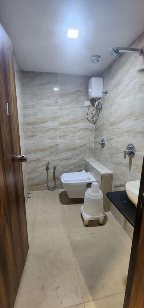 Hotel Sun Shine Αχμπανταμπάντ Εξωτερικό φωτογραφία