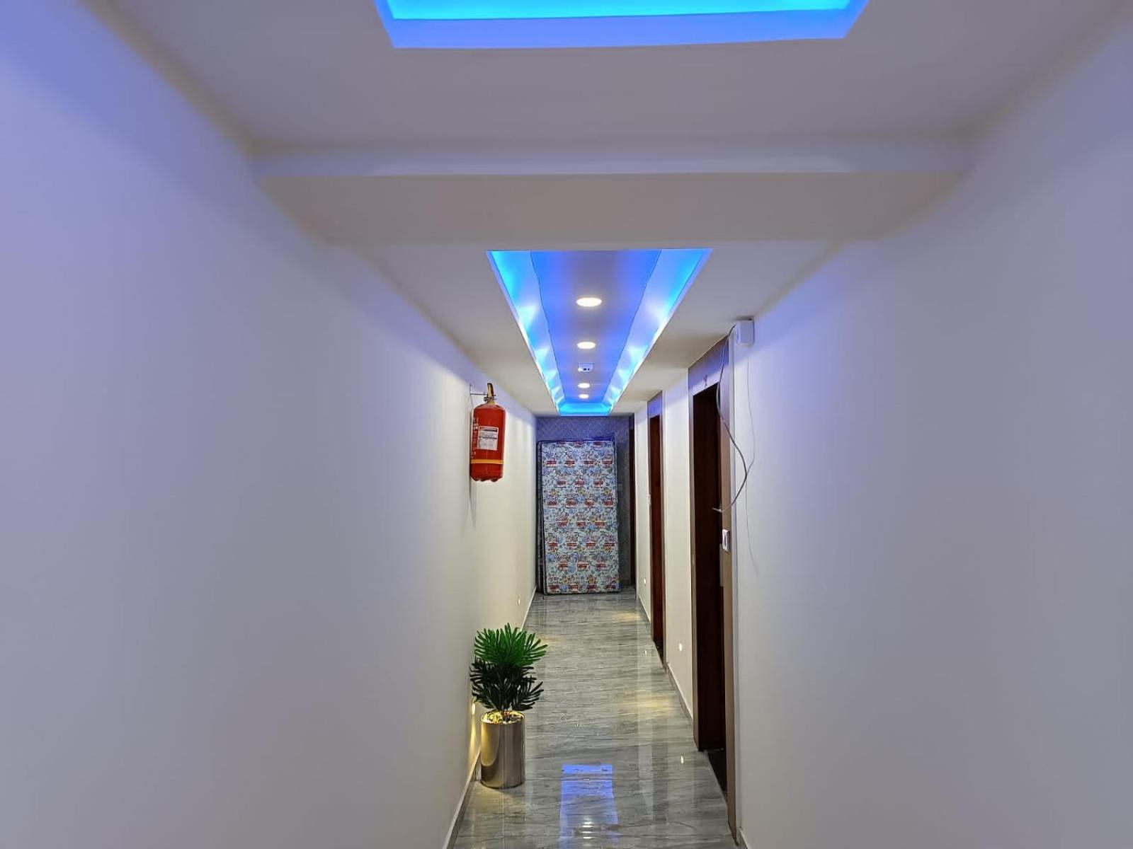 Hotel Sun Shine Αχμπανταμπάντ Εξωτερικό φωτογραφία