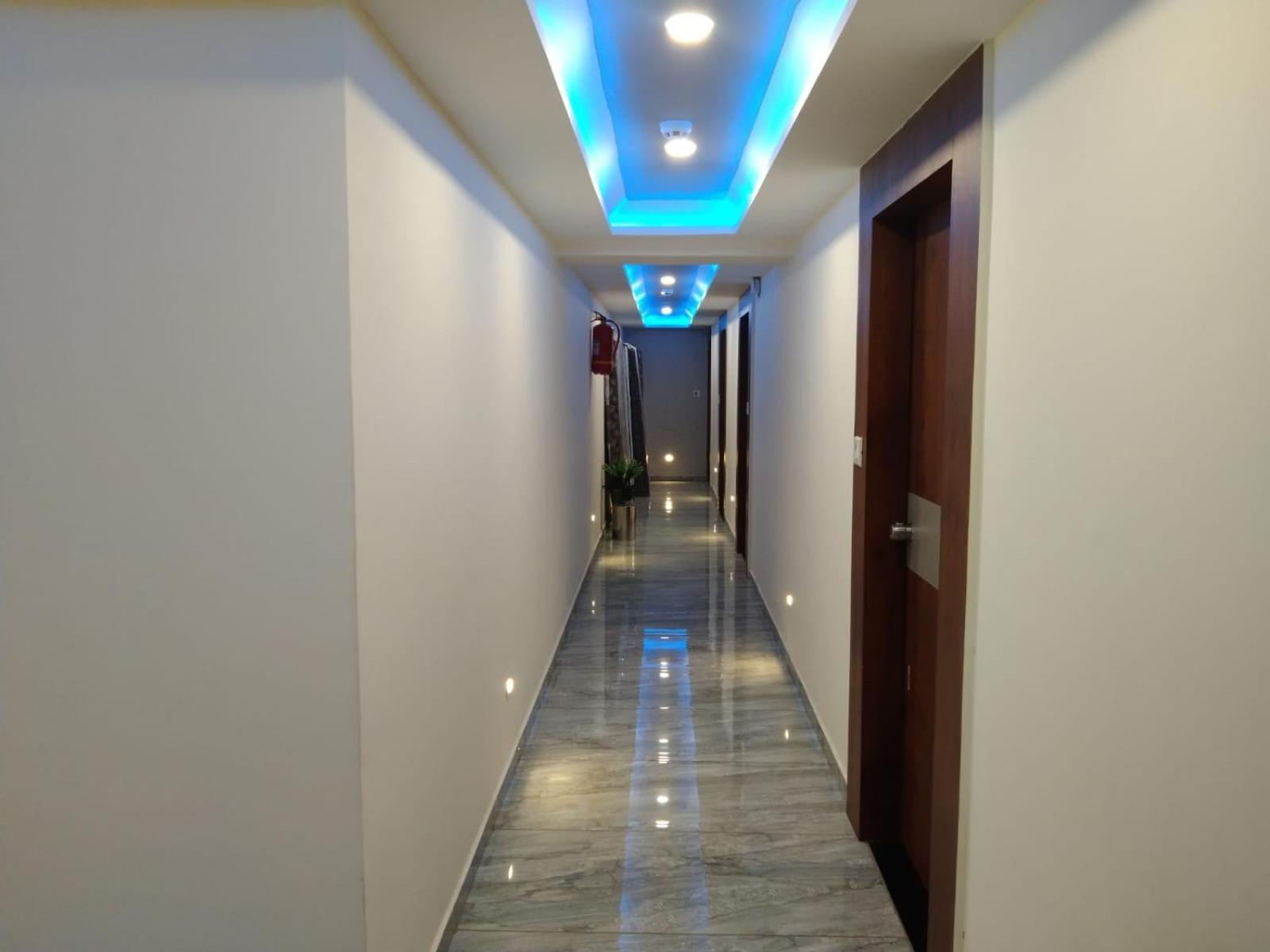 Hotel Sun Shine Αχμπανταμπάντ Εξωτερικό φωτογραφία